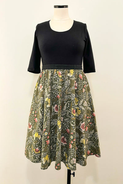 Autumn Fjord Dress w/ Pockets LARGE