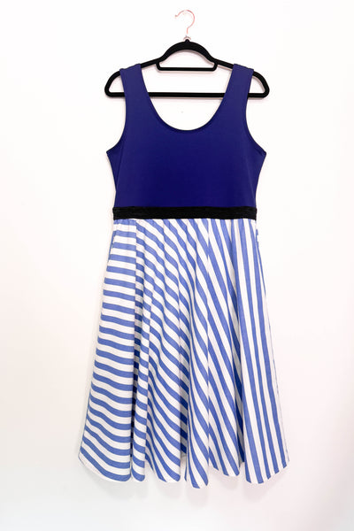 Coastline Dress w/ Pockets LARGE
