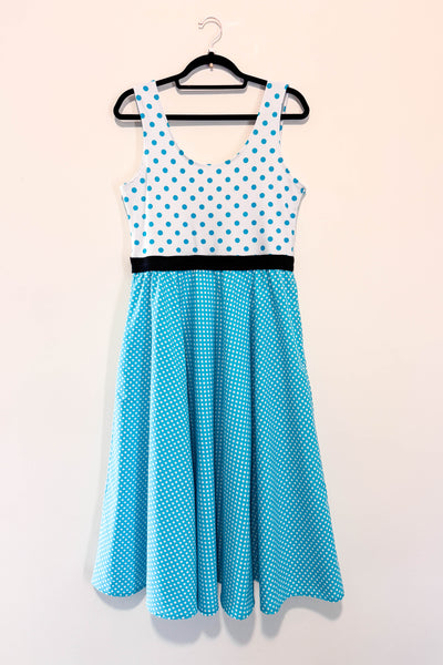 Dotty Dress w/ Pockets LARGE