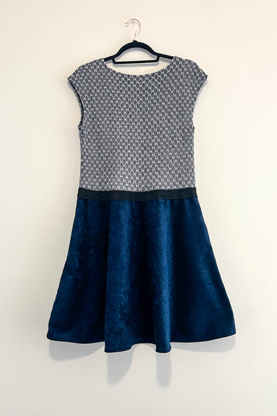 Glisten Up Dress w/ Pockets LARGE