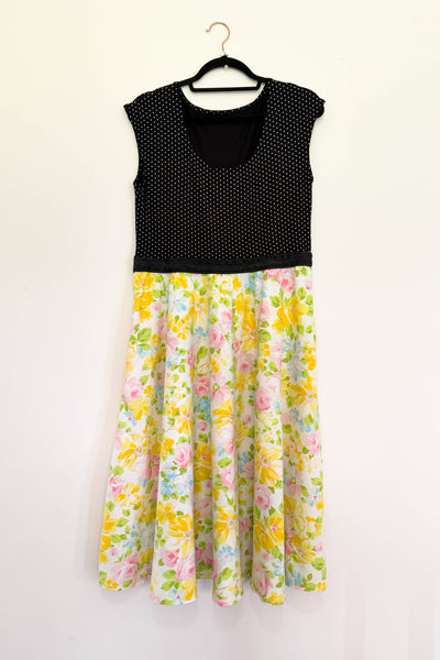 Petal Confetti Dress w/ Pockets LARGE