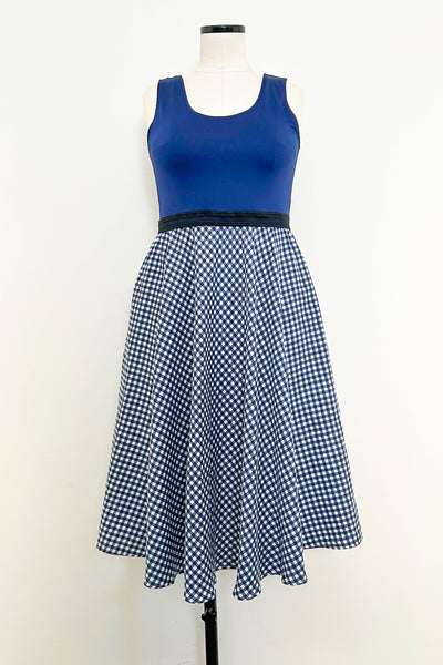 Picnic Dress w/ Pockets LARGE