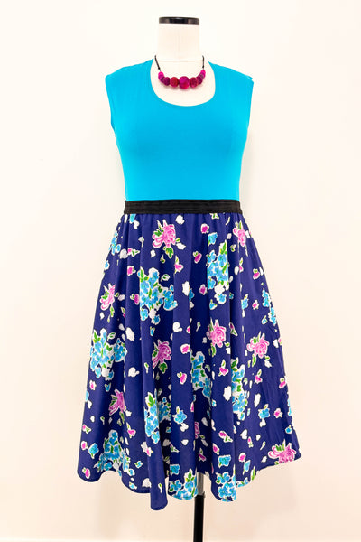 Piper Dress w/ Pockets LARGE