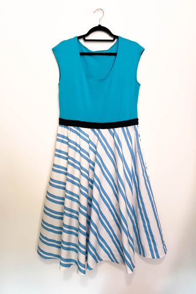 Tidal Dress w/ Pockets LARGE