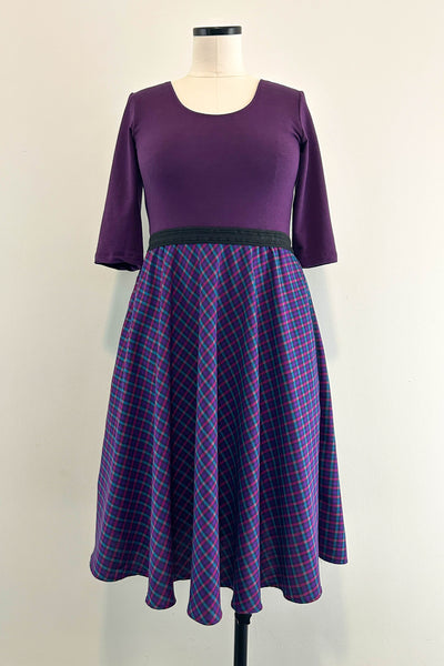 Thistleberry Dress w/ Pockets LARGE