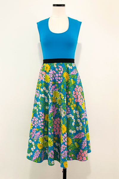 Bluebird Dress w/ Pockets MEDIUM