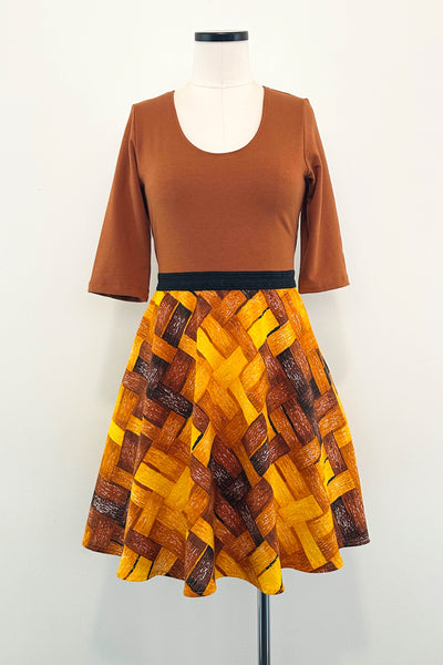 Golden Lattice Dress w/ Pockets MEDIUM