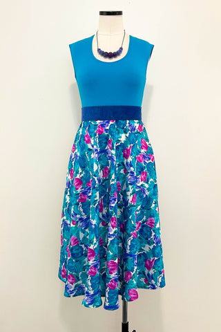 Moonflower Dress w/ Pockets MEDIUM