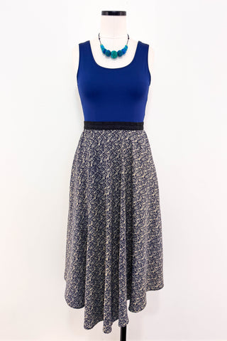 Paula Dress w/ Pockets MEDIUM