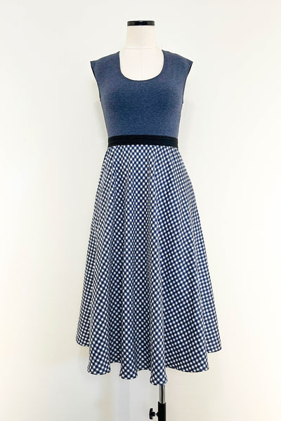 Picnic Dress w/ Pockets MEDIUM