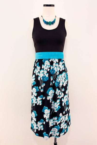 Poppy Dress w/ Pockets MEDIUM
