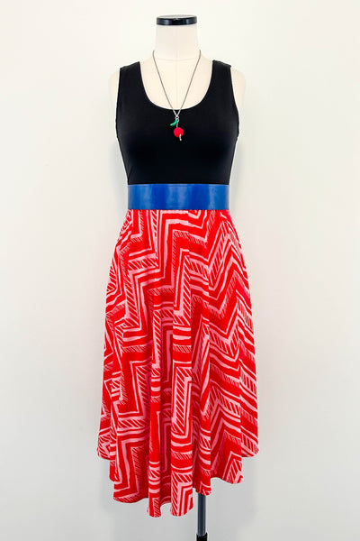 Zig Zag Dress w/ one Pocket MEDIUM