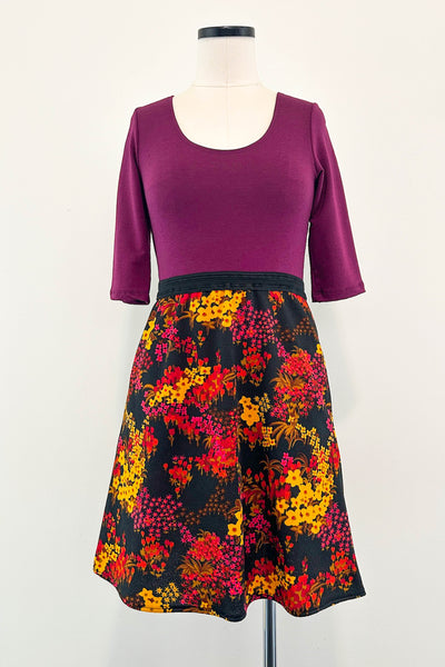 Mary Gold Dress w/ Pockets SMALL