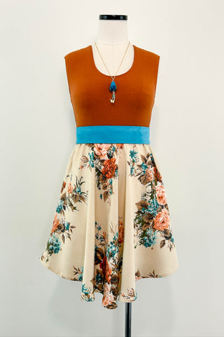 Rosebud Dress w/ Pockets SMALL