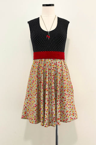 Sweetpea Dress w/ Pockets SMALL