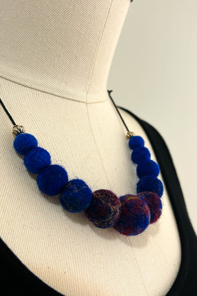 Wool Necklace in Sapphire Ruby