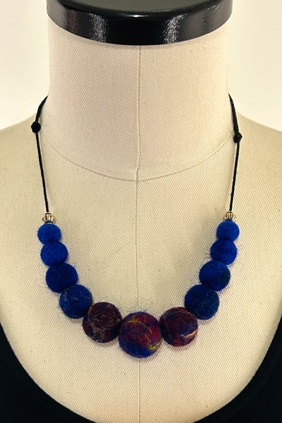 Wool Necklace in Sapphire Ruby